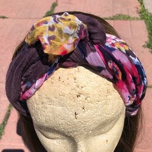 Gorgeous multicolour head scarf